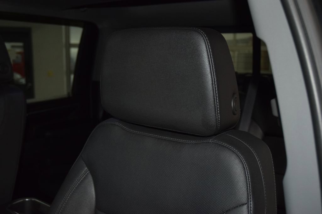 Used 2024 Chevrolet Silverado 2500 LTZ w/ LTZ Plus Package image 45