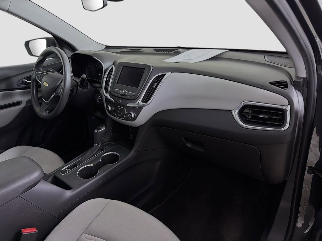 Used 2020 Chevrolet Equinox LS w/ LS Convenience Package image 29