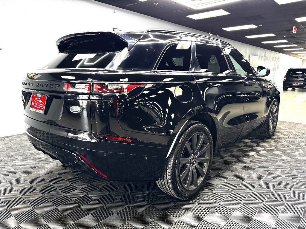 Used 2018 Land Rover Range Rover Velar R-Dynamic HSE image 14