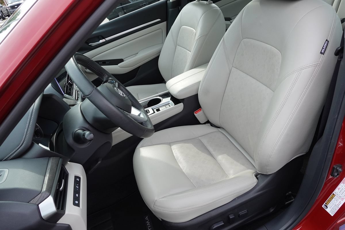Used 2024 Nissan Altima 2.5 SL AWD/4WD image 19