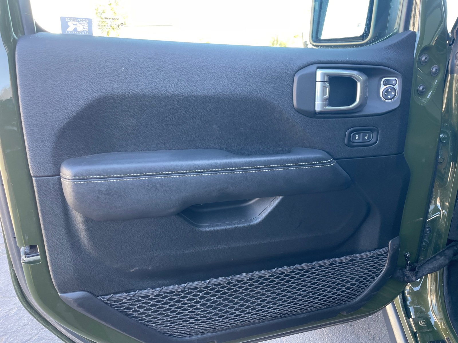 Used 2021 Jeep Wrangler Unlimited Rubicon image 14