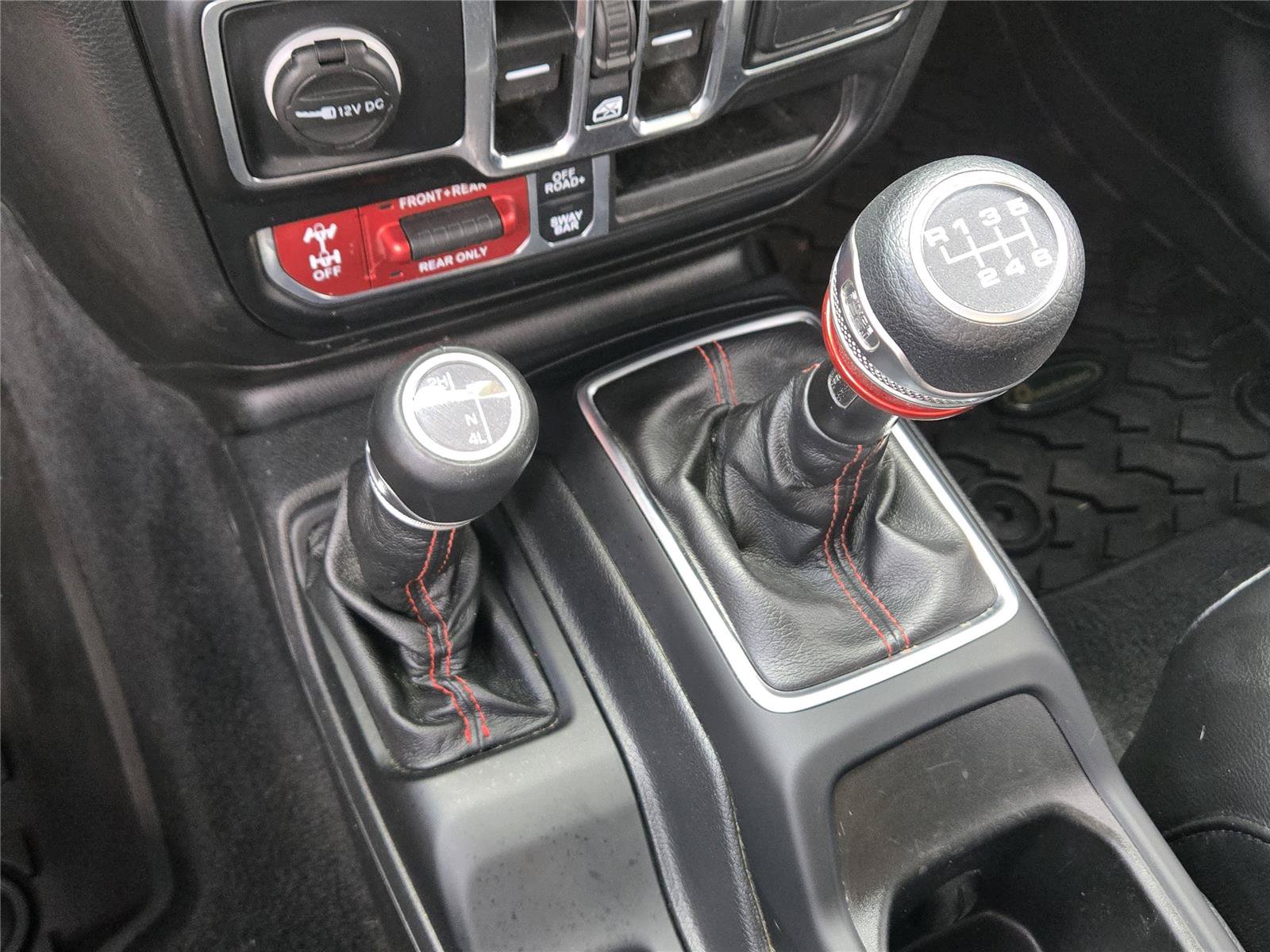 Used 2021 Jeep Wrangler Unlimited Rubicon AWD/4WD image 28