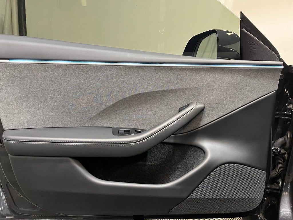 Used 2024 Tesla Model 3 Long Range RWD image 12