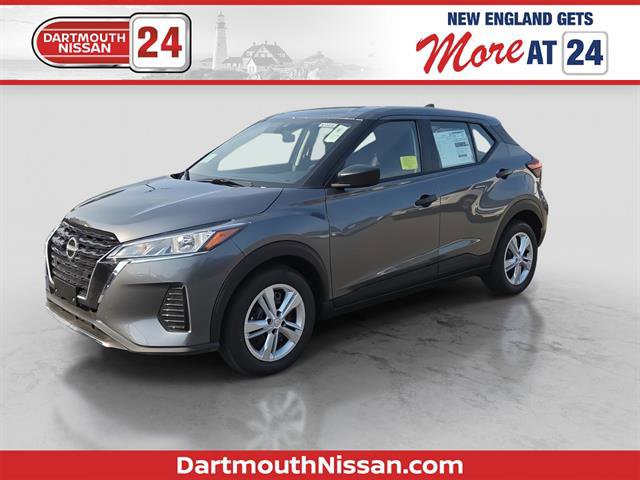 New 2025 Nissan Kicks S