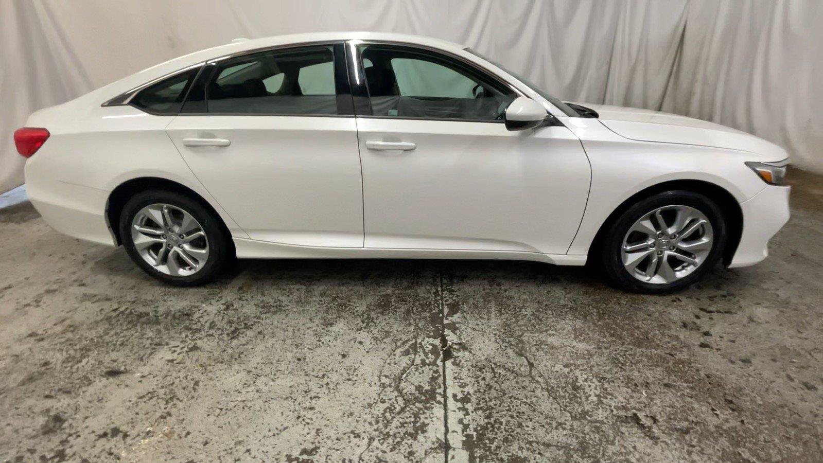 Used 2019 Honda Accord LX image 5
