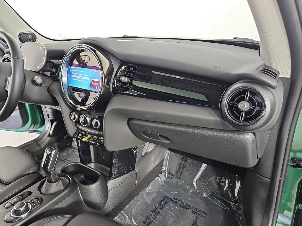 Used 2024 MINI Cooper SE FWD image 14