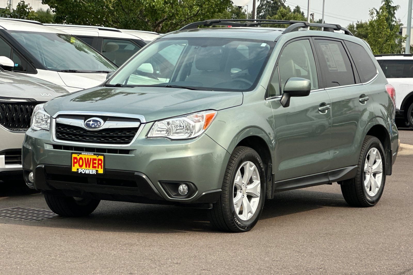 Used 2016 Subaru Forester 2.5i Limited AWD/4WD image 8