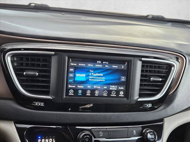 Used 2021 Chrysler Voyager Lxi FWD image 10