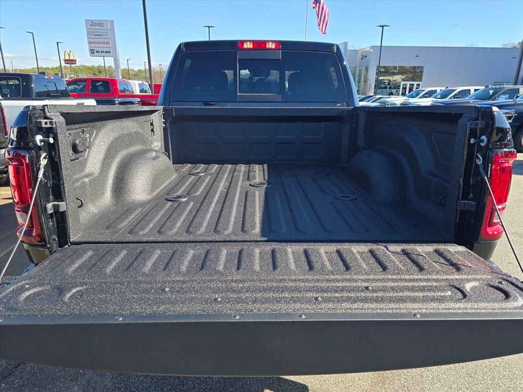 New 2026 RAM 2500 Warlock AWD/4WD image 8