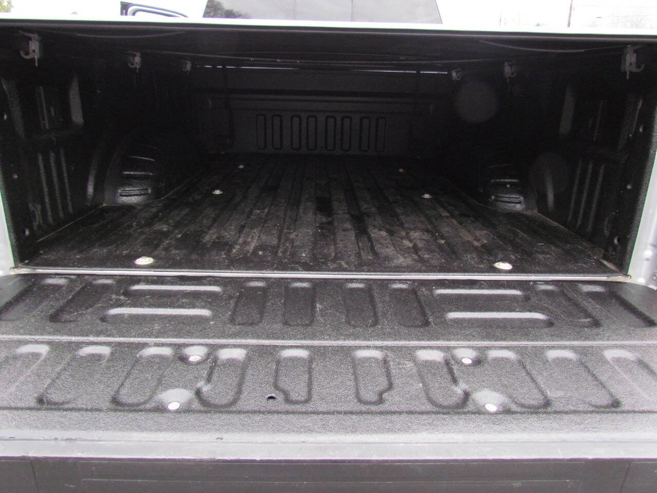 Used 2022 Ford F250 XL w/ STX Appearance Package image 28