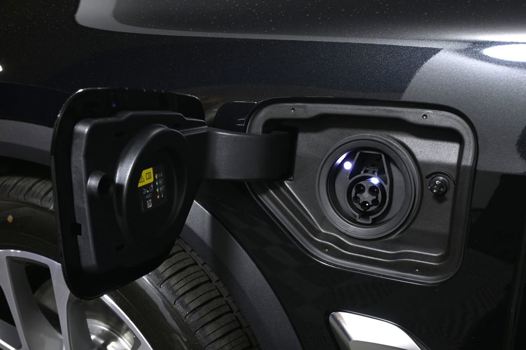 New 2026 BMW X5 xDrive50e AWD/4WD image 15