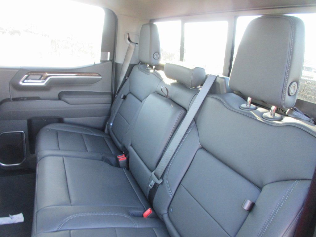New 2026 GMC Sierra 1500 Elevation w/ Elevation Premium Package AWD/4WD image 15