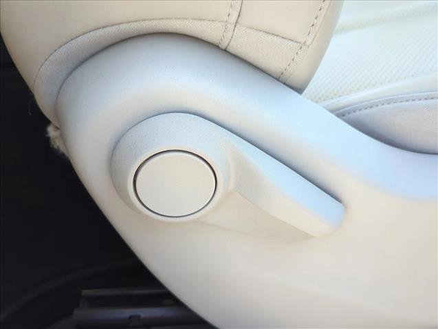 Used 2021 Chrysler Voyager Lxi image 26