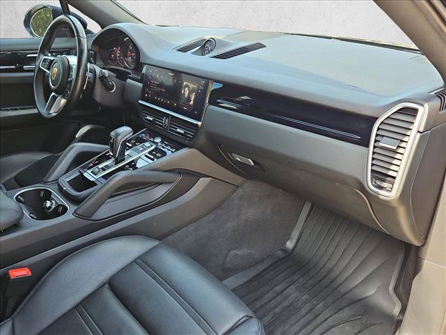 Used 2022 Porsche Cayenne Coupe AWD/4WD image 23