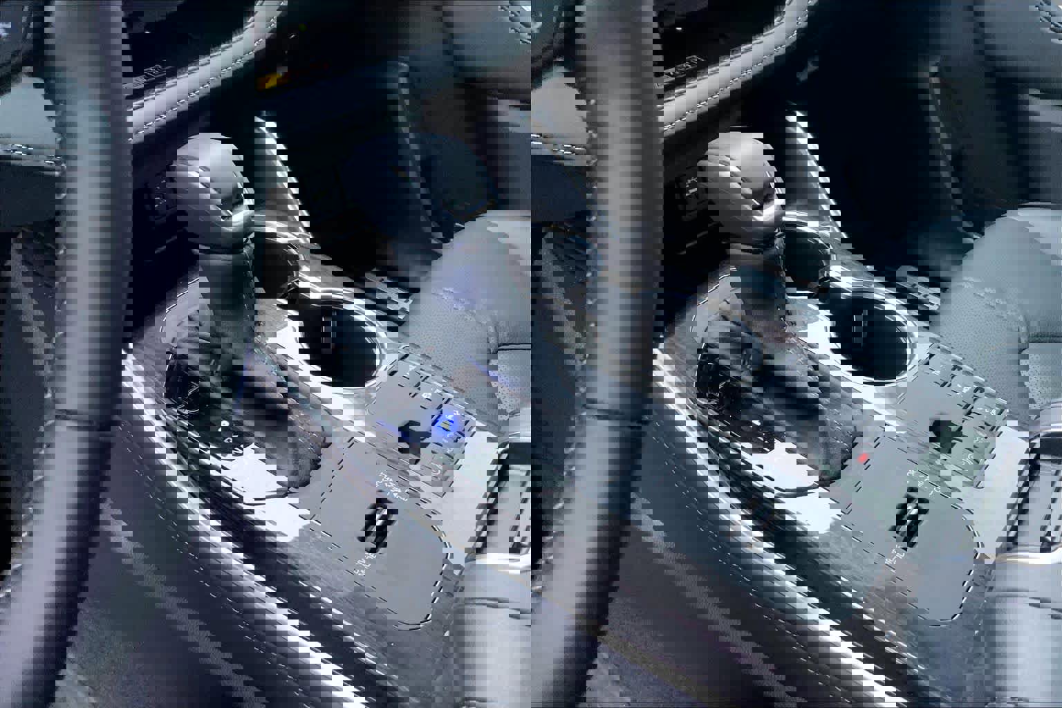 Used 2025 Toyota Highlander Limited image 15