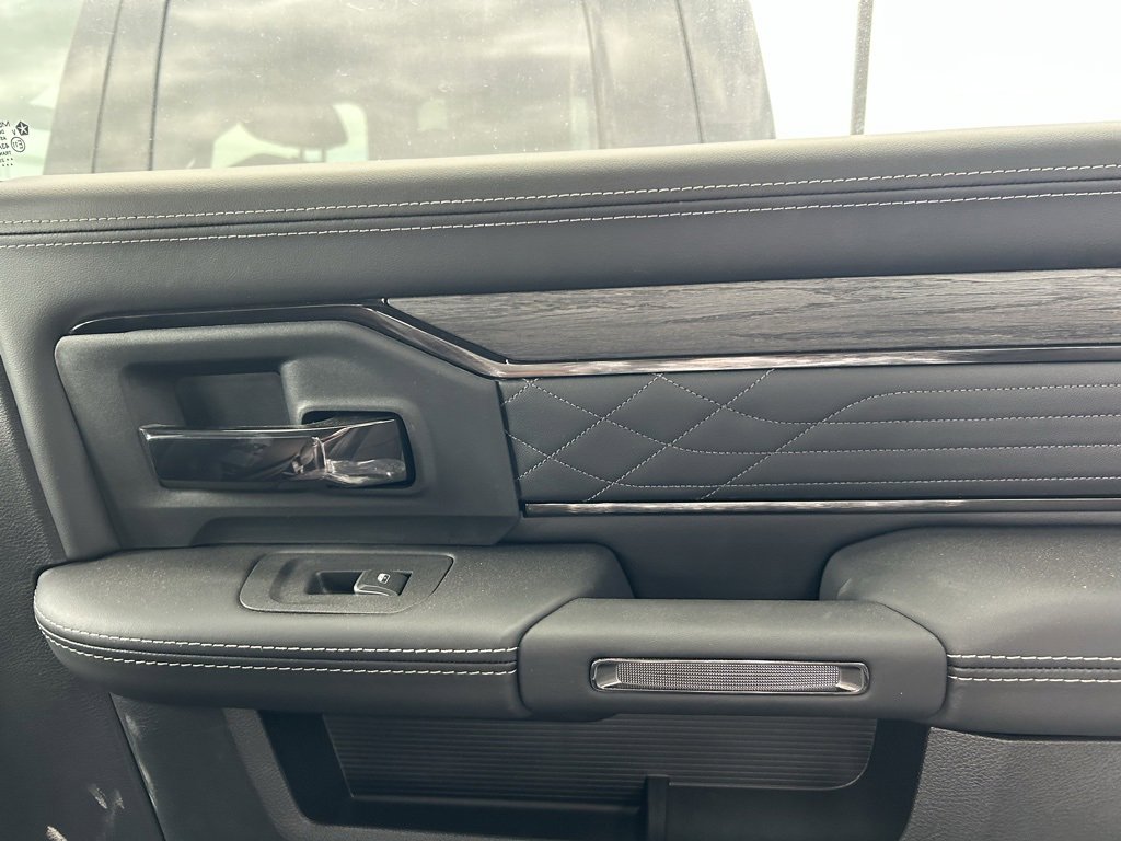 New 2025 RAM 2500 Limited image 28