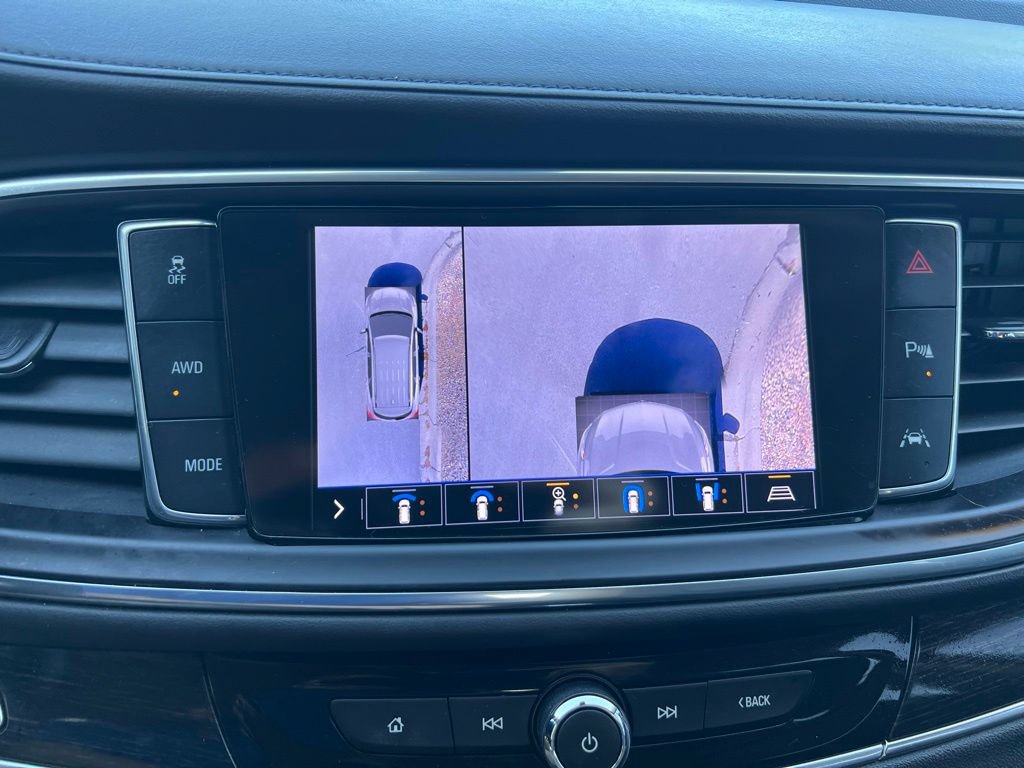 Used 2020 Buick Enclave Avenir w/ Avenir Technology Package AWD/4WD image 46