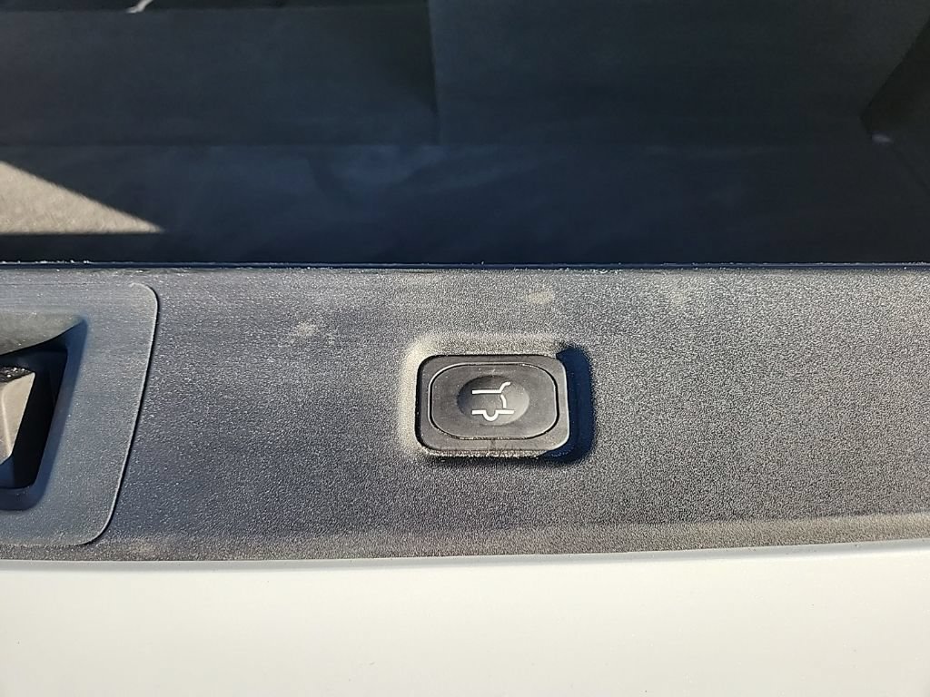 Used 2025 Ford Expedition Platinum AWD/4WD image 6