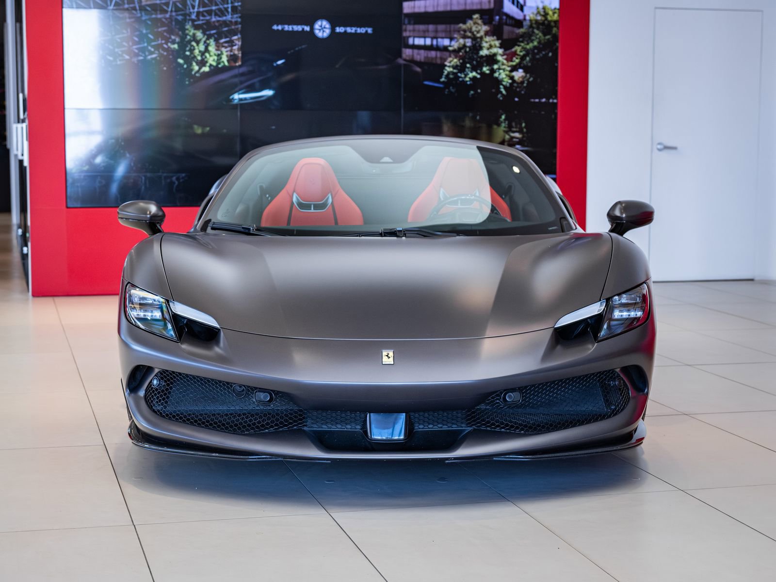 Used 2023 Ferrari 296 GTS image 2