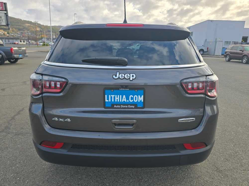 Used 2022 Jeep Compass Latitude AWD/4WD image 4