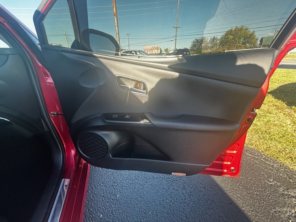 Used 2017 Toyota Prius Prime Advanced image 18