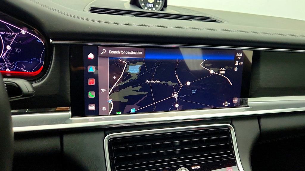 Used 2023 Porsche Panamera 4 Platinum Edition image 20