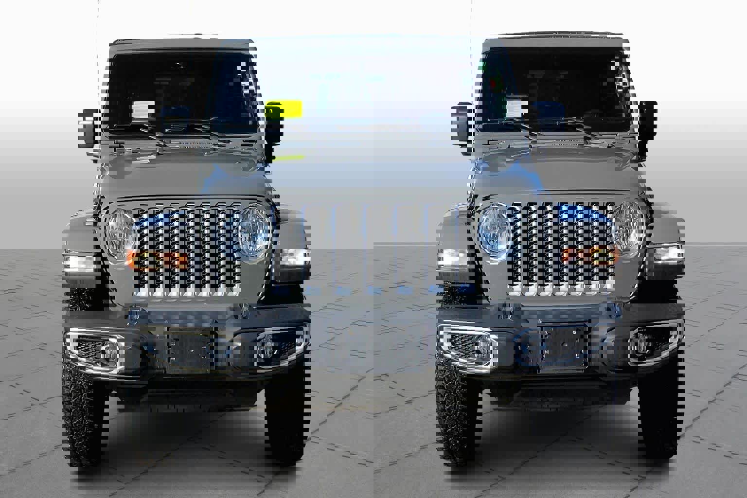 Used 2018 Jeep Wrangler Unlimited Sahara w/ Dual Top Group image 3