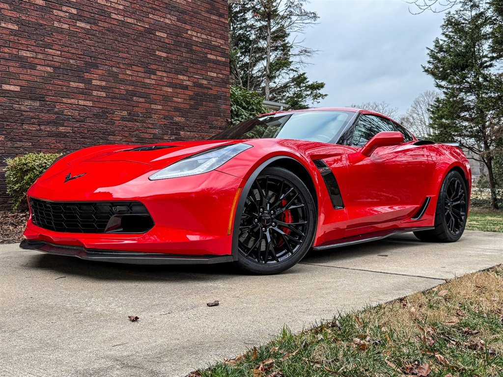 Used 2019 Chevrolet Corvette Z06 image 4