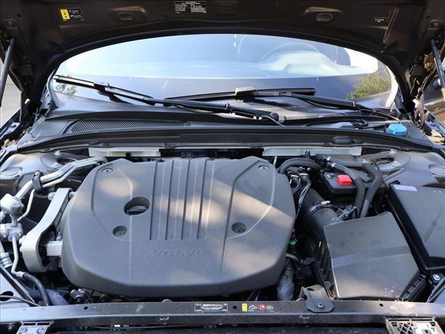 Used 2024 Volvo S60 B5 Plus AWD/4WD image 17