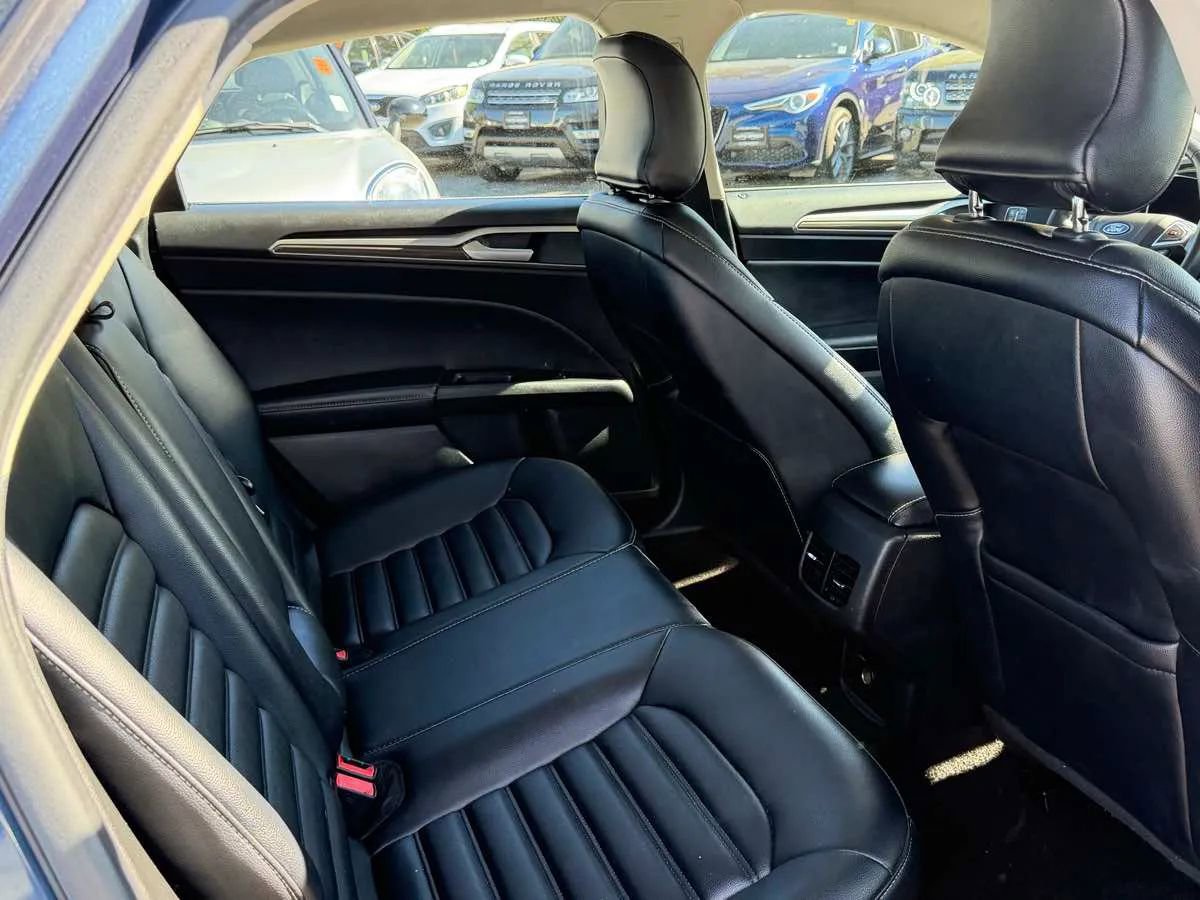Used 2019 Ford Fusion SEL FWD image 8