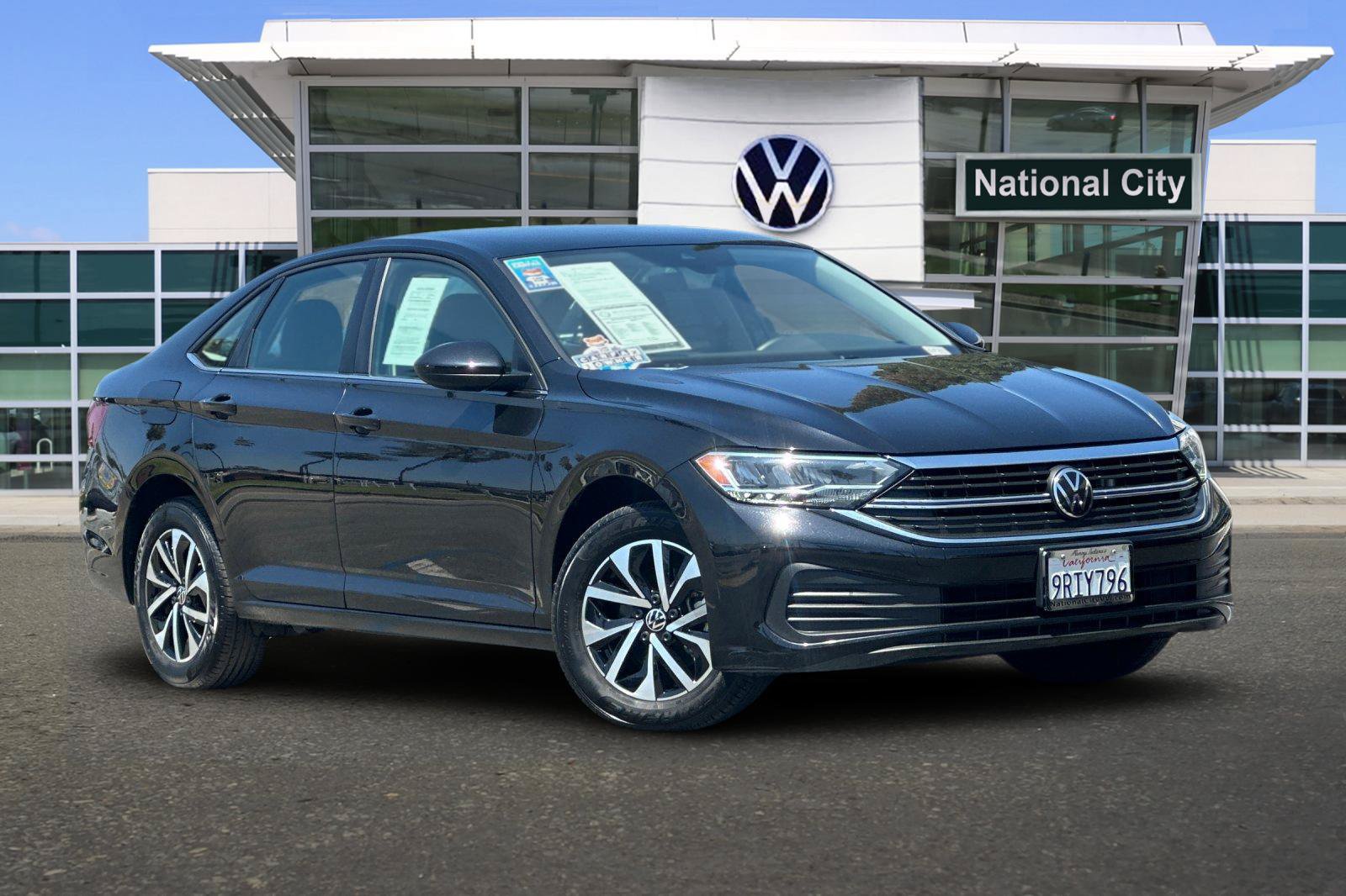 Used 2024 Volkswagen Jetta S FWD image 2