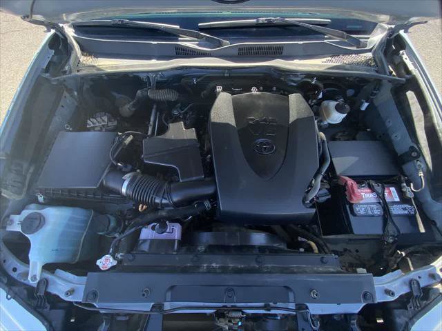 Certified 2019 Toyota Tacoma SR5 AWD/4WD image 24