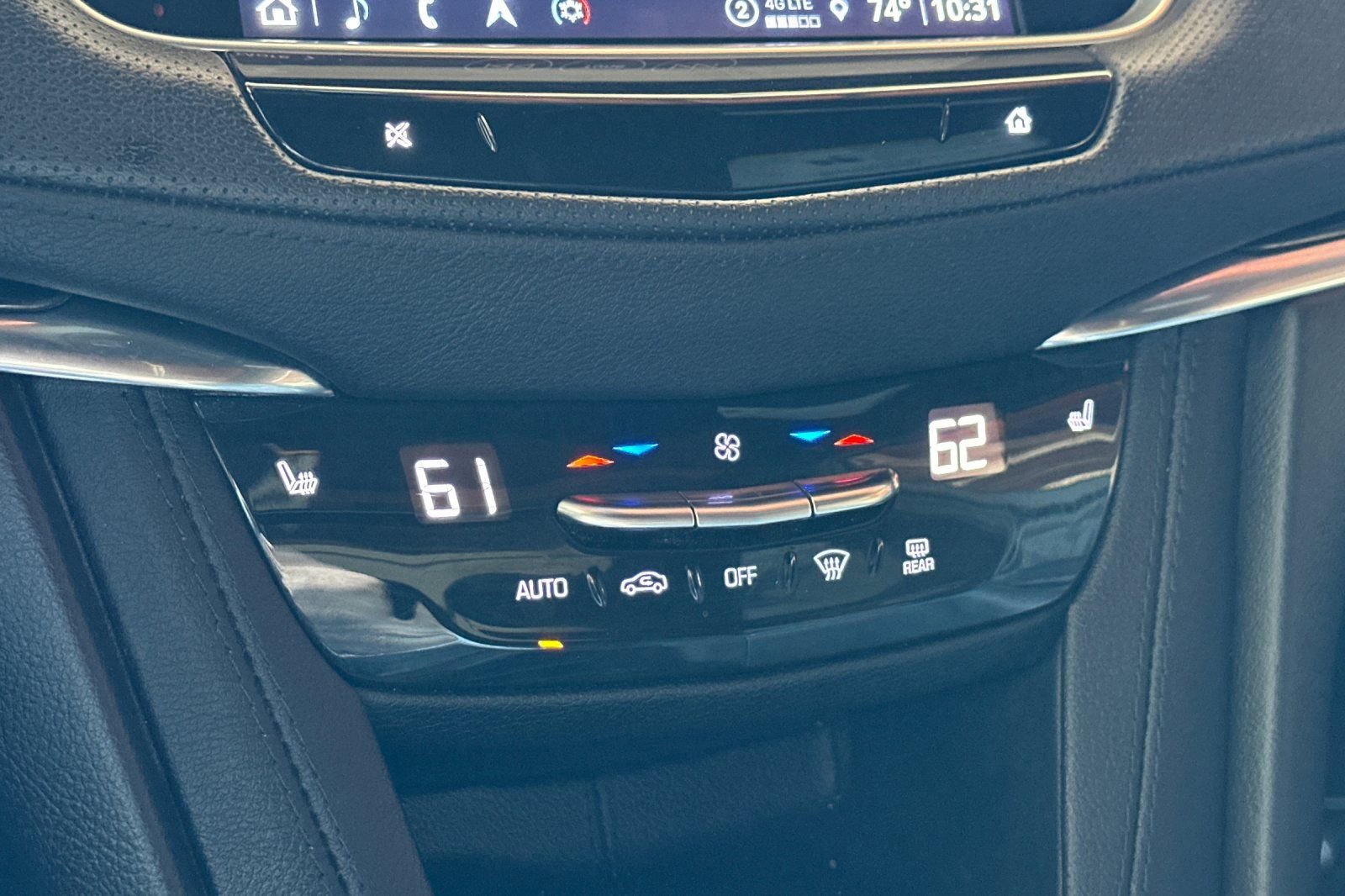 Certified 2023 Cadillac XT5 Premium Luxury FWD image 29