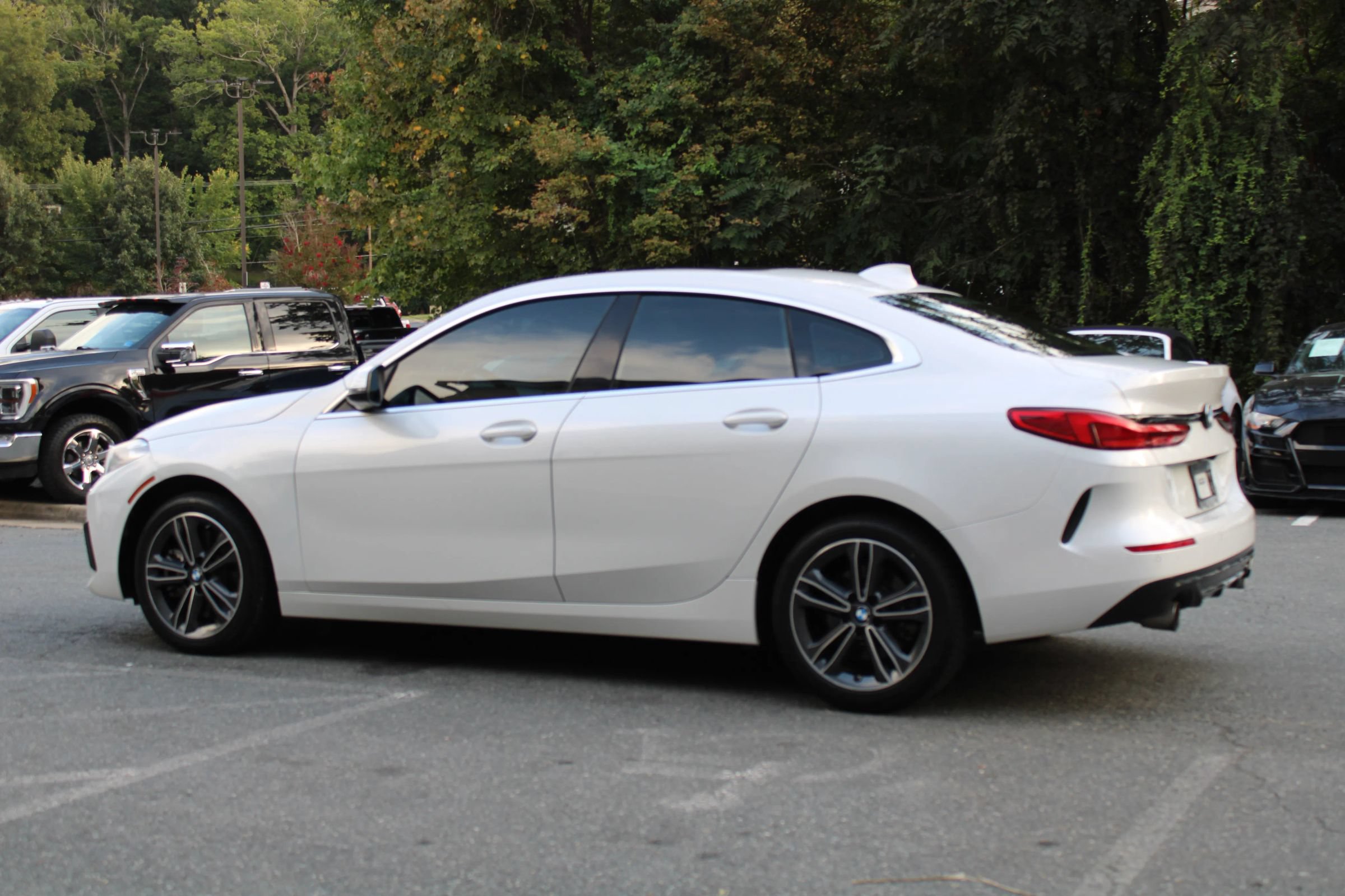 Used 2022 BMW 228i Gran Coupe FWD image 4