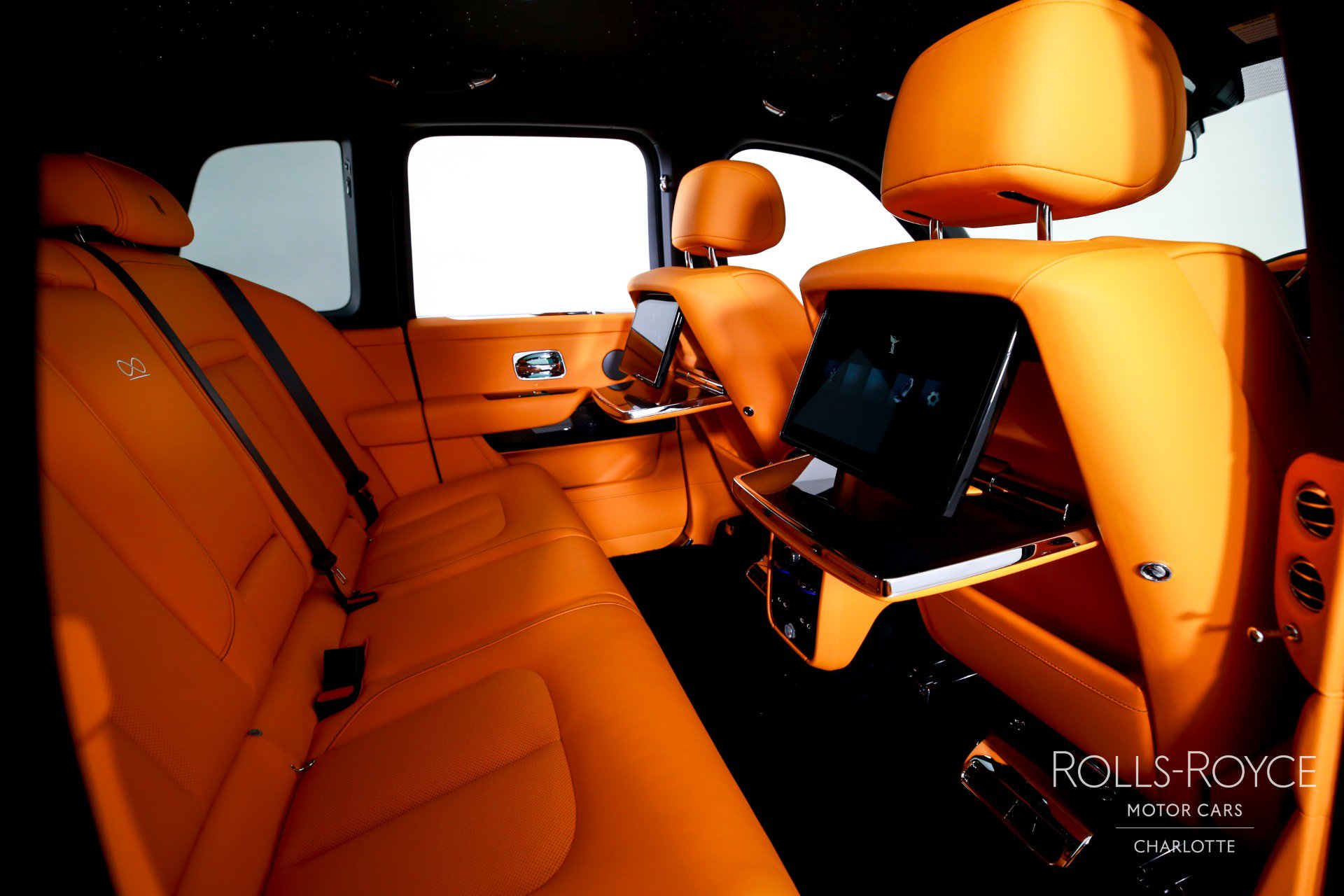 New 2026 Rolls-Royce Cullinan Black Badge AWD/4WD image 30