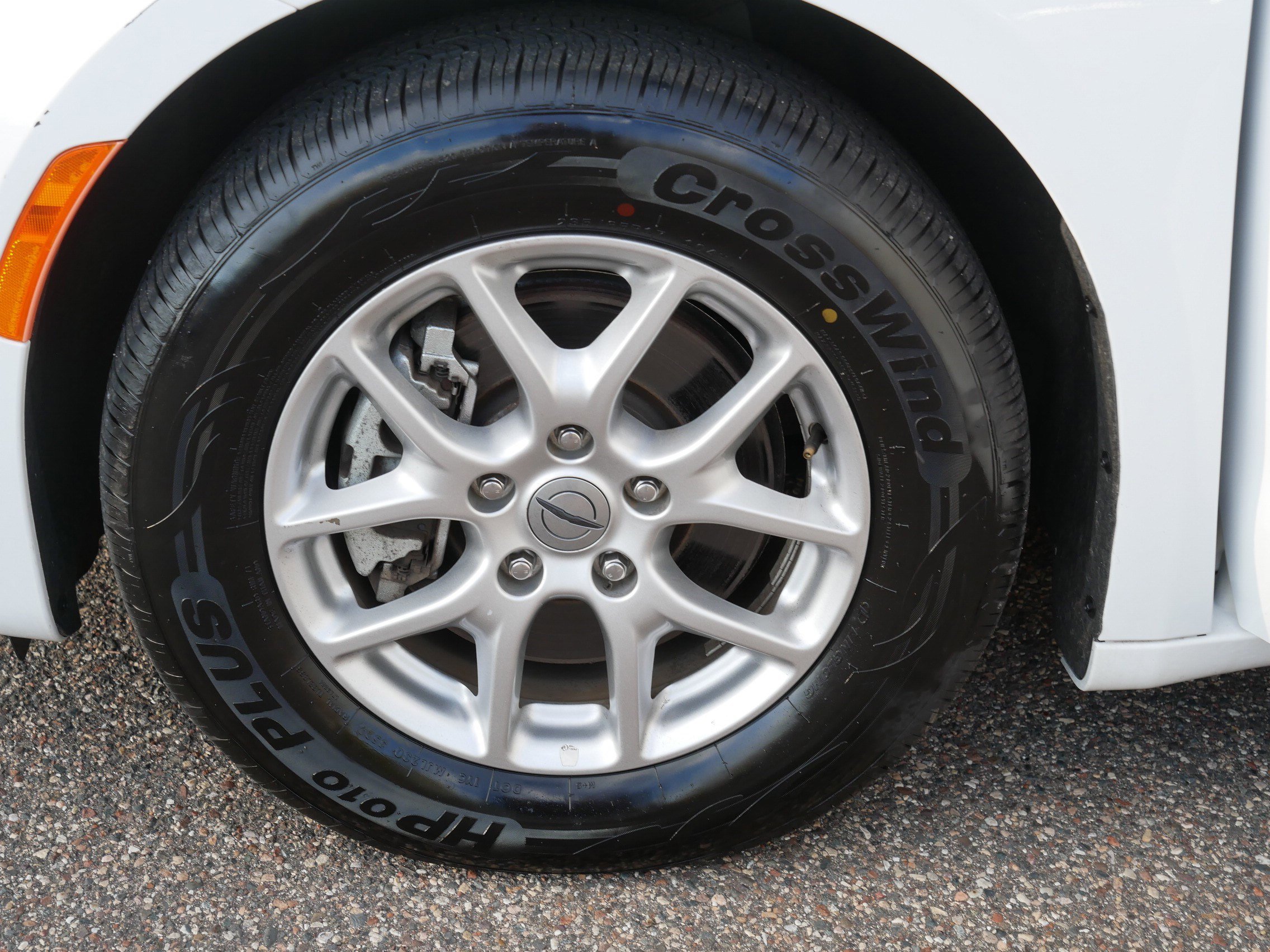 Used 2023 Chrysler Pacifica Touring-L FWD image 15