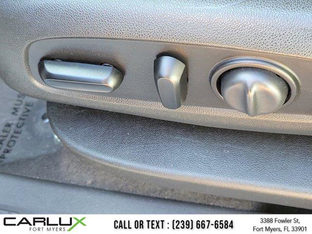 Used 2020 Chevrolet Equinox LT image 23