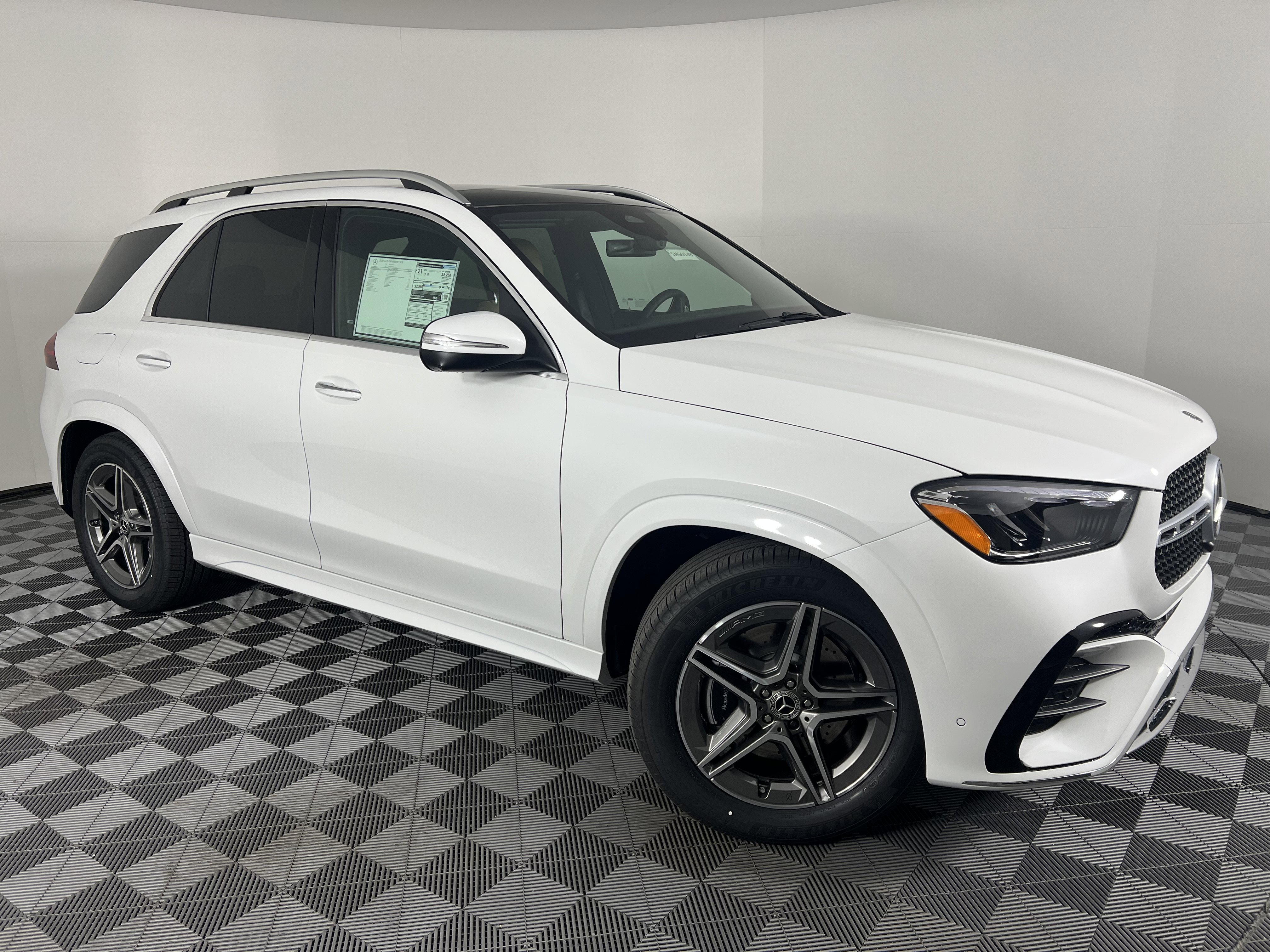 New 2026 Mercedes-Benz GLE 450 4MATIC image 2