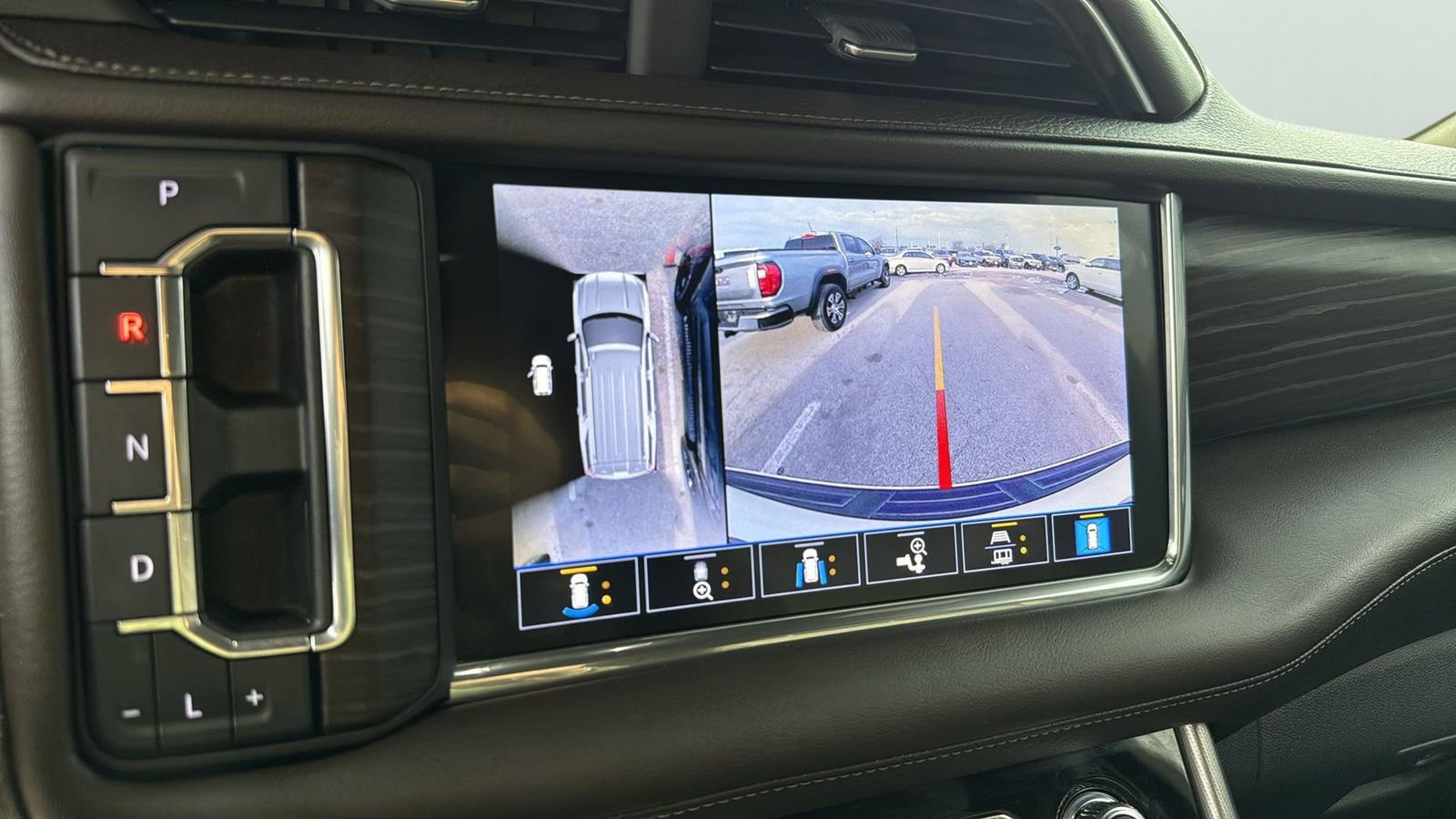 Used 2021 GMC Yukon Denali image 19