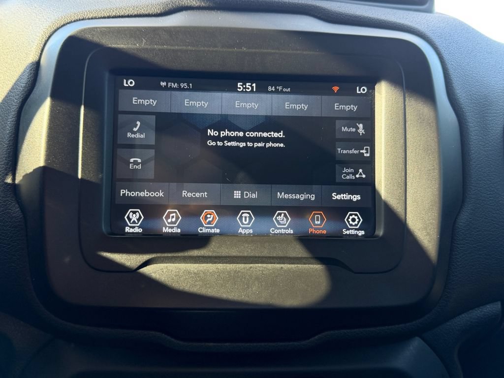 Used 2020 Jeep Renegade Altitude AWD/4WD image 19