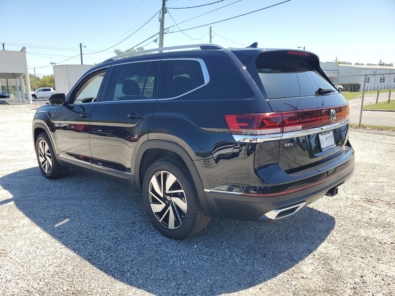 New 2025 Volkswagen Atlas SEL image 8