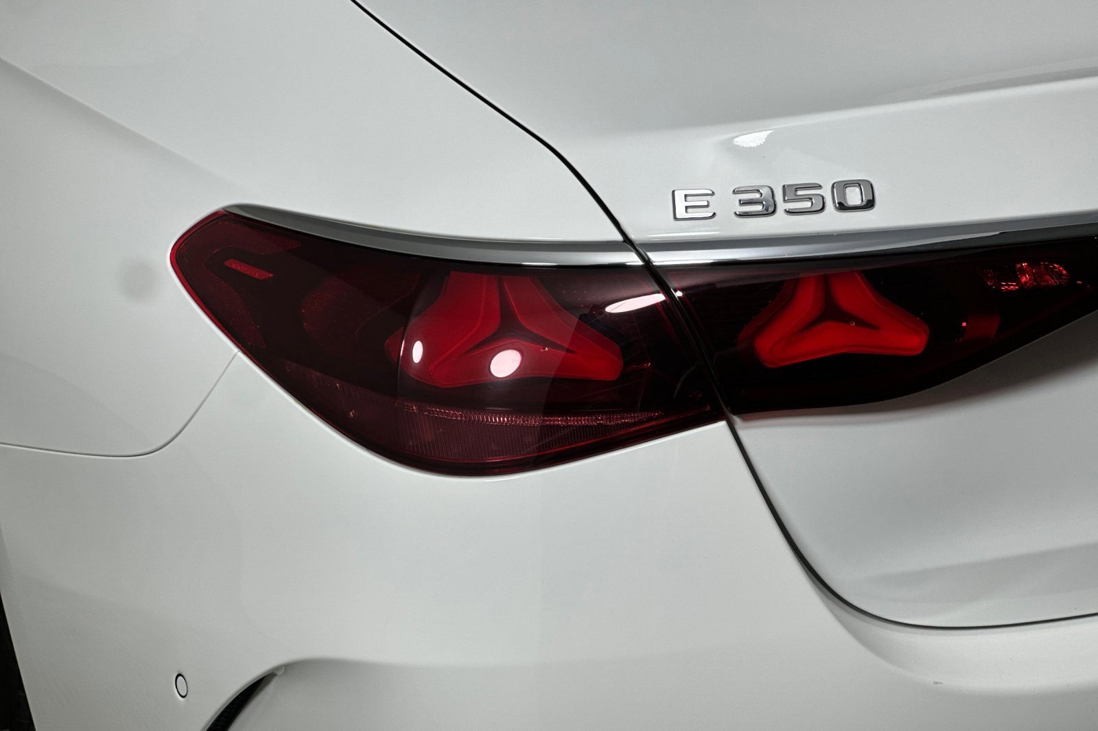Used 2025 Mercedes-Benz E 350 Sedan image 26