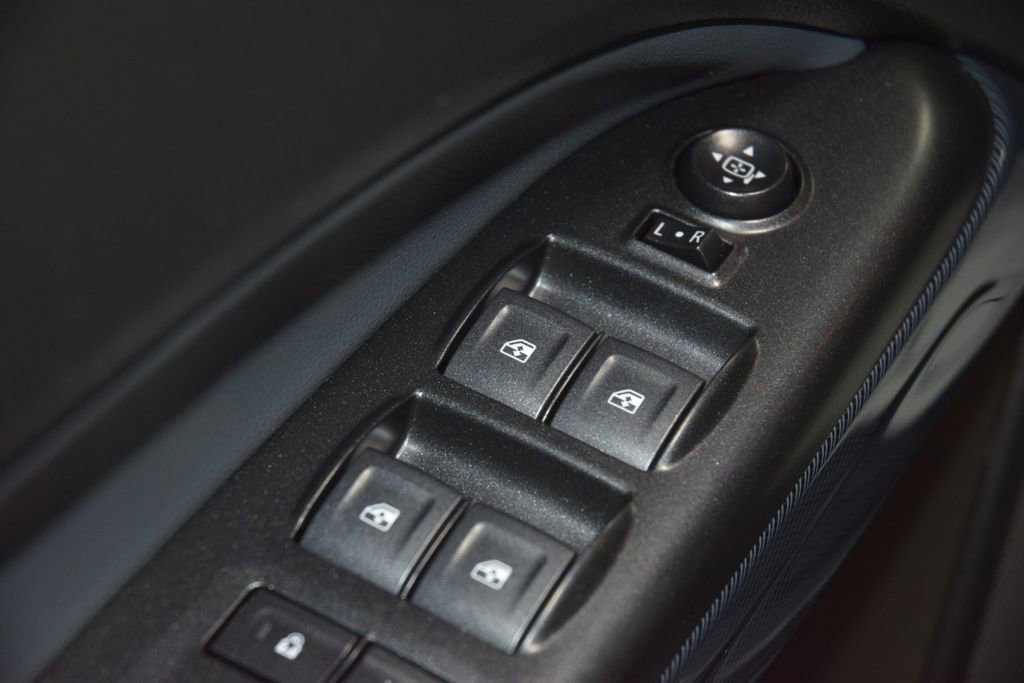 Used 2021 Chevrolet Colorado Z71 w/ Safety Package AWD/4WD image 48