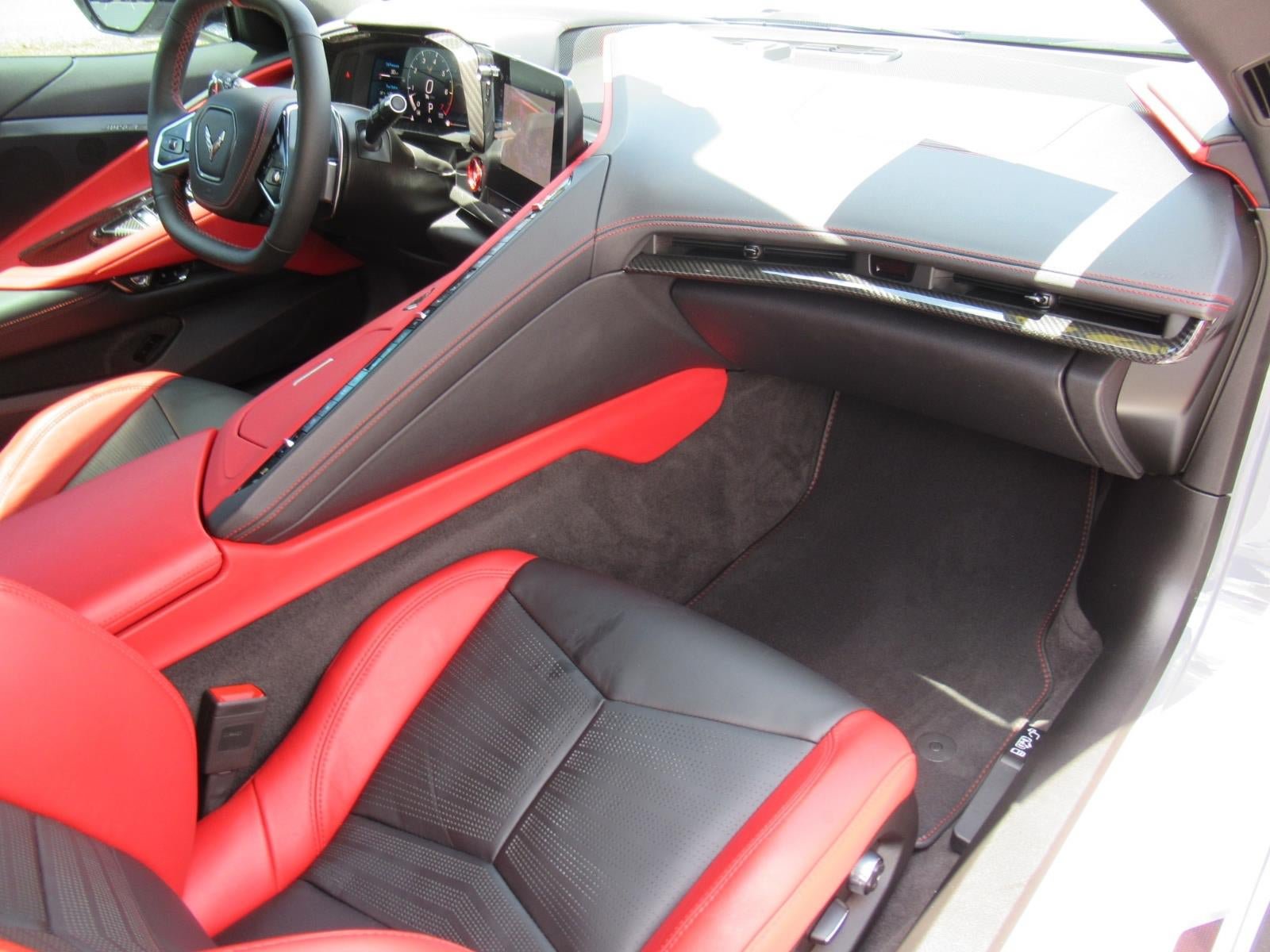 Used 2024 Chevrolet Corvette Stingray Preferred Conv w/ Z51 Performance Package RWD image 14