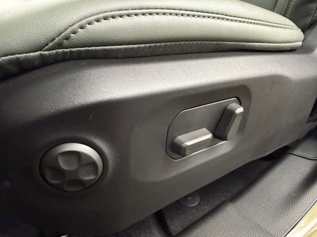 New 2026 Jeep Gladiator Mojave image 19