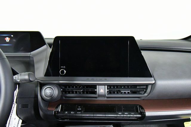 New 2026 Toyota Prius Plug-In Hybrid image 4