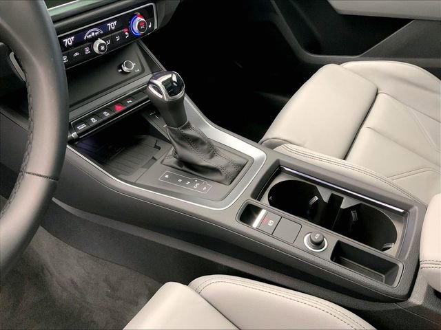 Certified 2025 Audi Q3 2.0T Premium w/ Convenience Package image 17