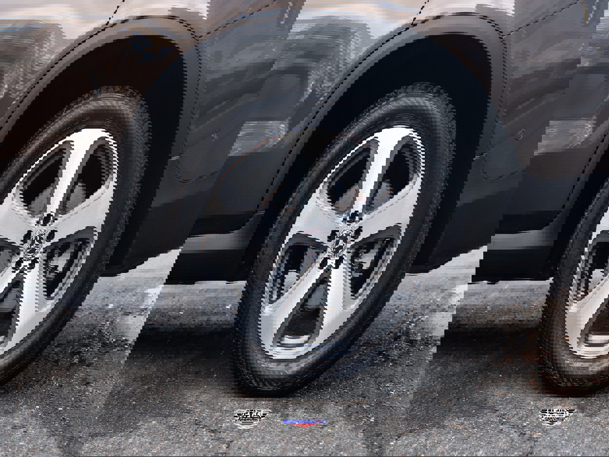 Used 2018 Mercedes-Benz GLC 300 4MATIC Coupe w/ Multimedia Package image 12