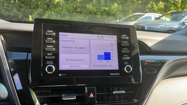 Used 2024 Toyota Camry LE image 15