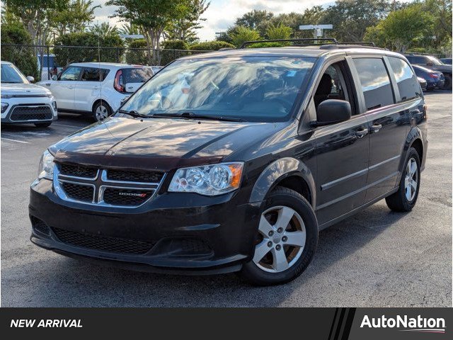 Used 2017 Dodge Grand Caravan SE w/ UConnect Hands-Free Group